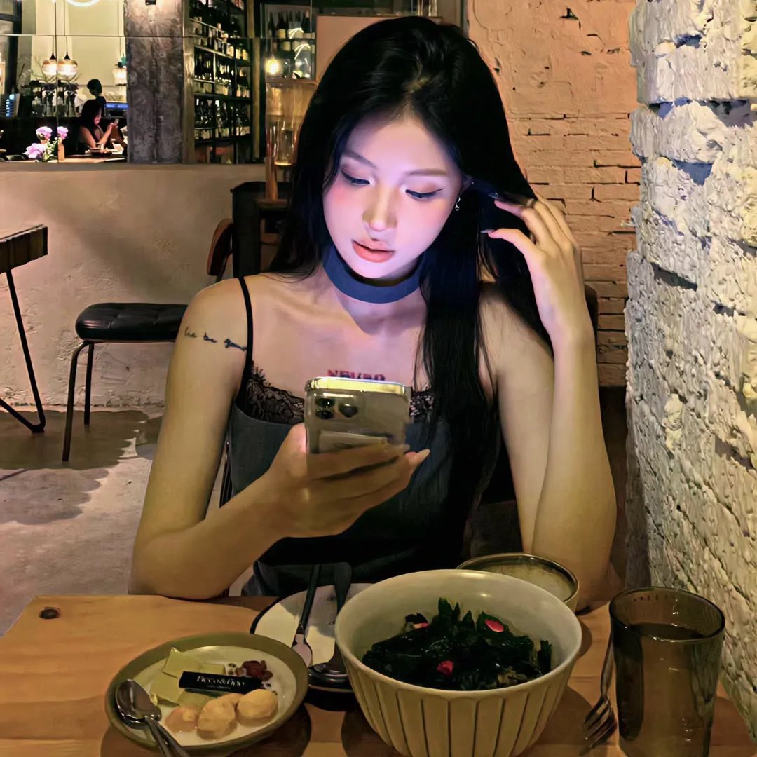辣妹与恐龙